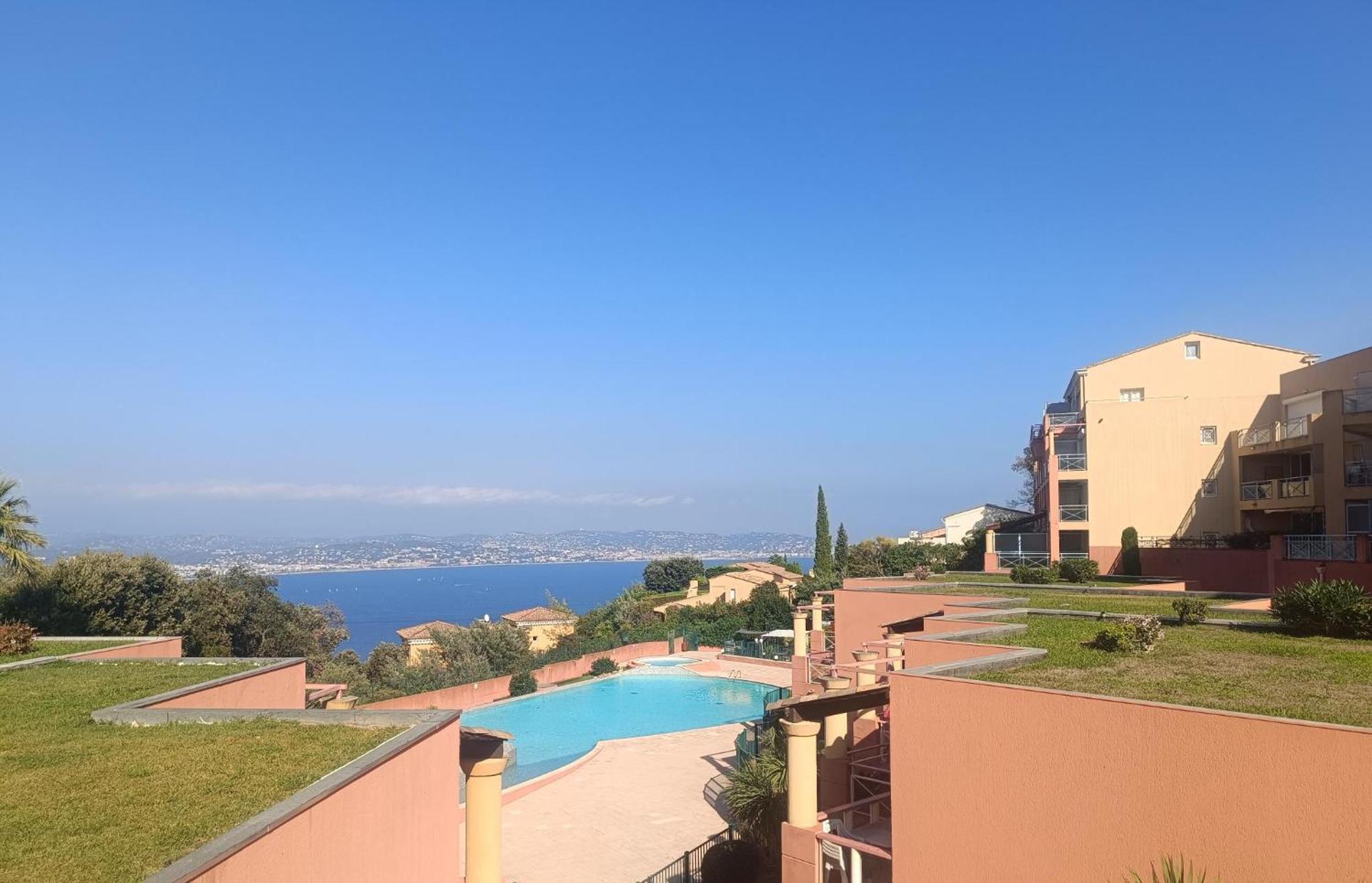 Théoule-sur-Mer Magnifique Vue Mer Et Piscine - Les Cles De L Esterel מראה חיצוני תמונה