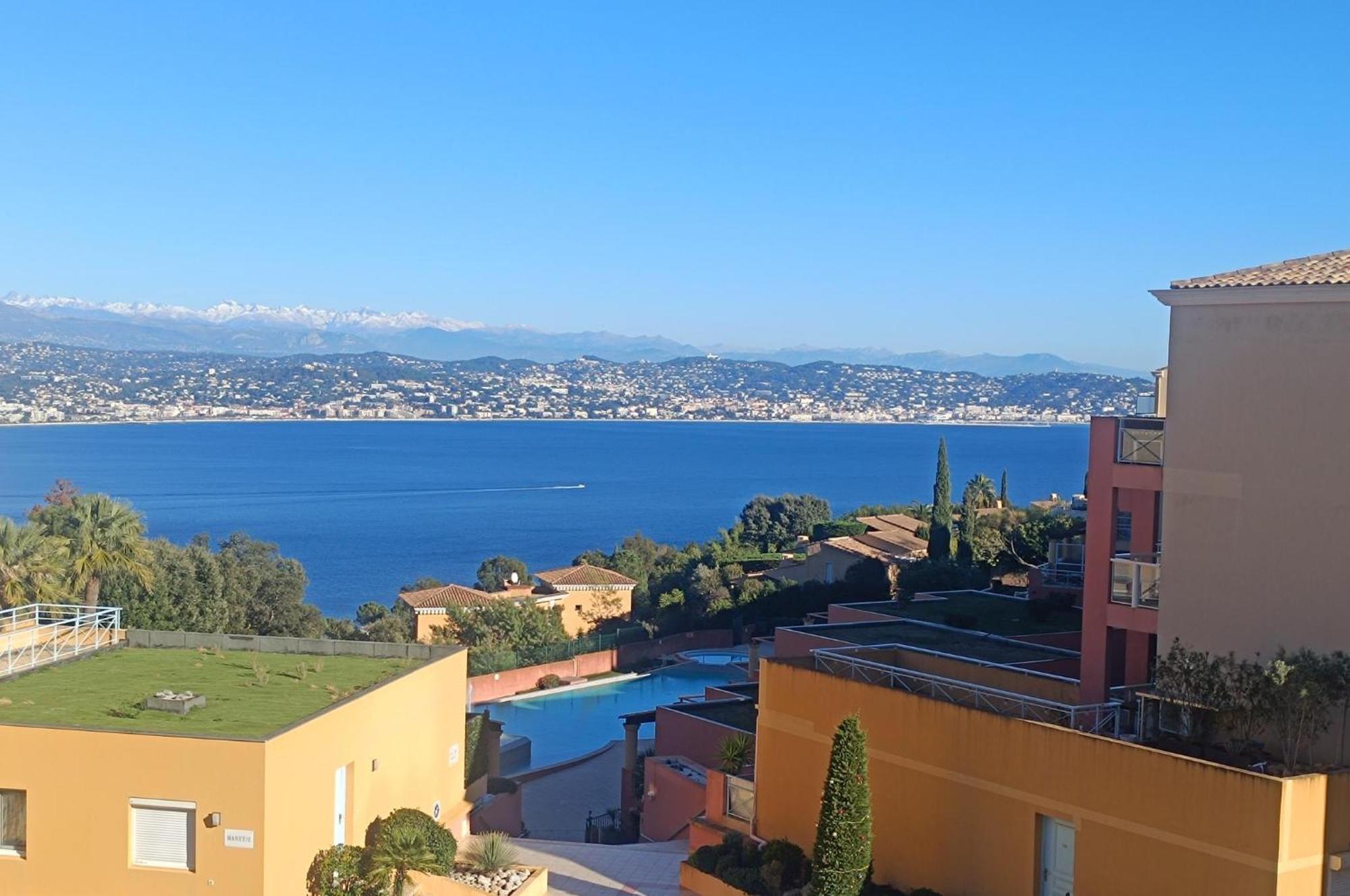 Théoule-sur-Mer Magnifique Vue Mer Et Piscine - Les Cles De L Esterel מראה חיצוני תמונה